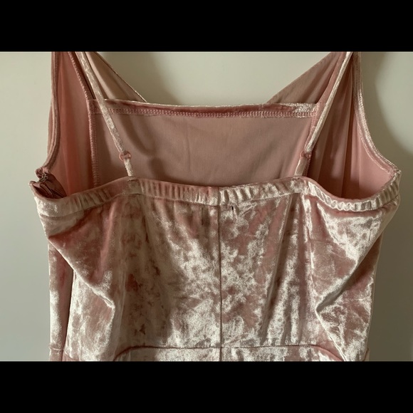 Velvet Spaghetti Strap Dress !! 🎀 - Picture 5 of 7